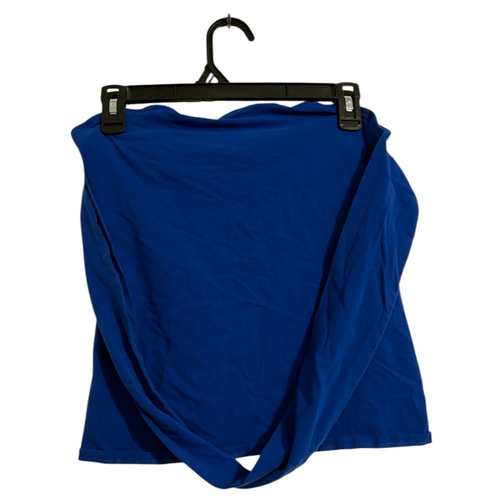 New York & Company Blue Sleeveless Halter top